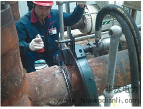 贾旺电厂施工现场-切割坡口机正在施工